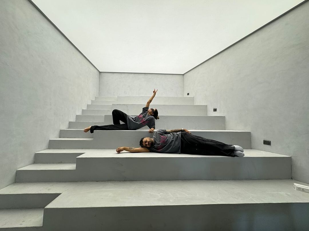 The picture depicts a uniformly lit Newmat stretch ceiling at Jaywalking store Ahmedabad.